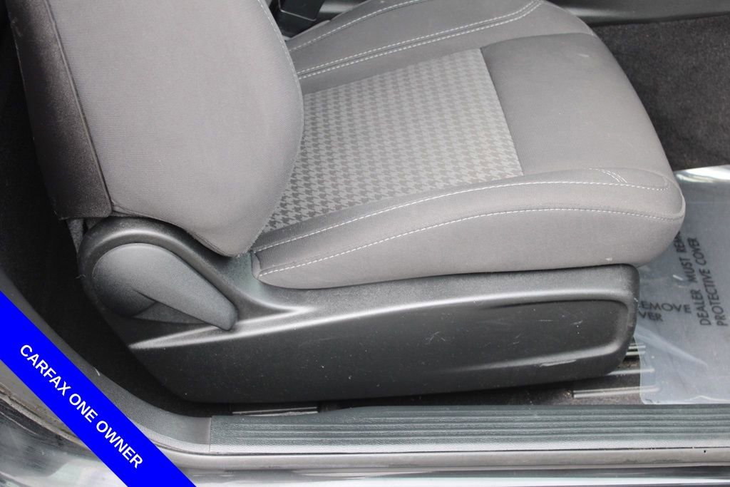 Used 2019 Dodge Challenger SXT image 19