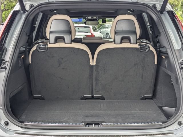 New 2025 Volvo XC90 T8 Plus w/ Protection Package Premier image 15