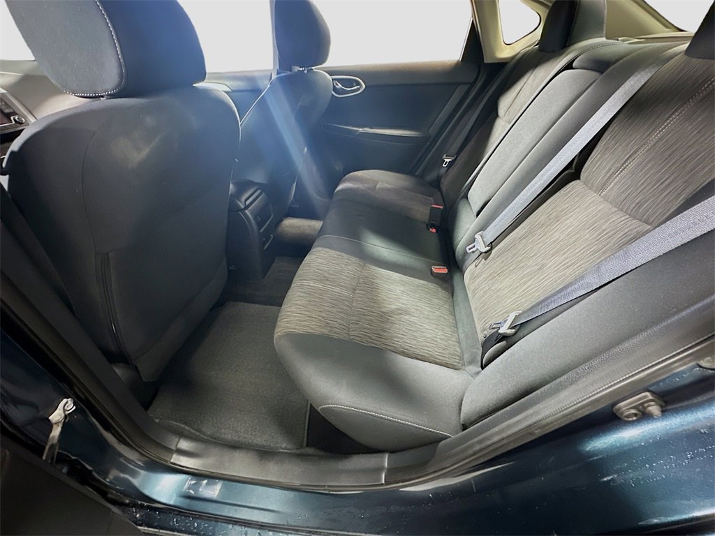 Used 2015 Nissan Sentra SV image 24