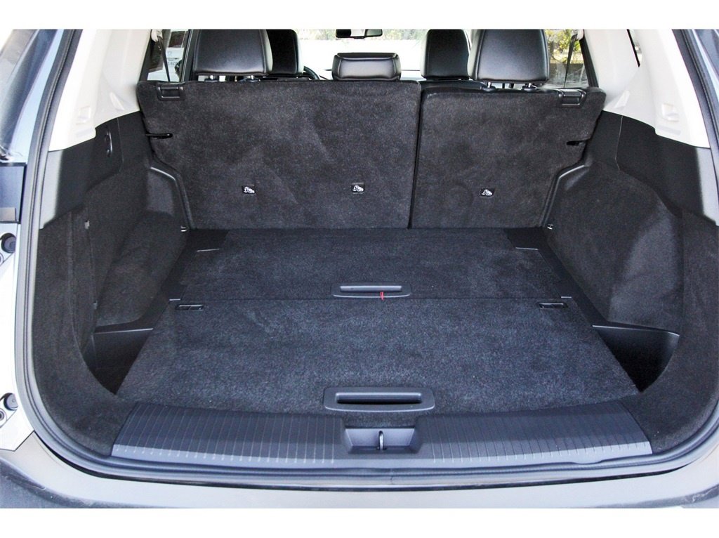 Certified 2023 Nissan Rogue SL w/ SL Premium Package image 11