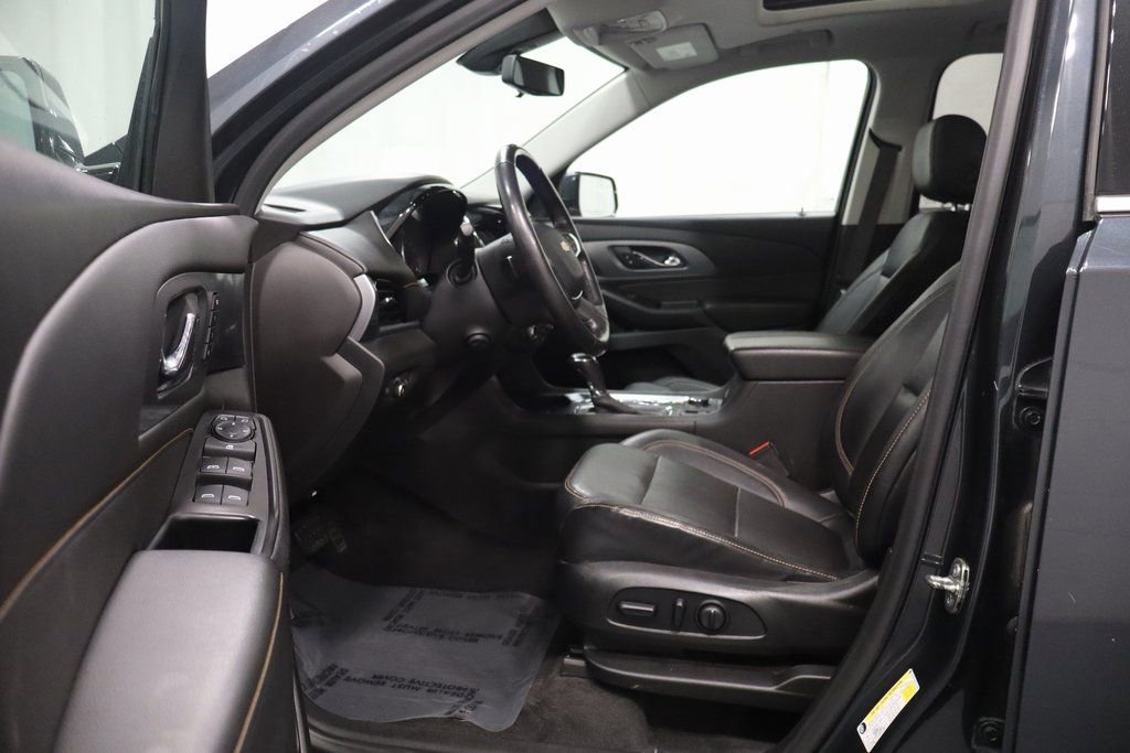 Used 2019 Chevrolet Traverse Premier w/ Driver Confidence II Package image 12