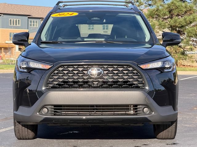 Certified 2024 Toyota Corolla Cross LE w/ Moonroof Package AWD/4WD image 10