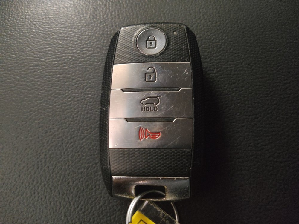 Used 2020 Kia Sorento S FWD image 32