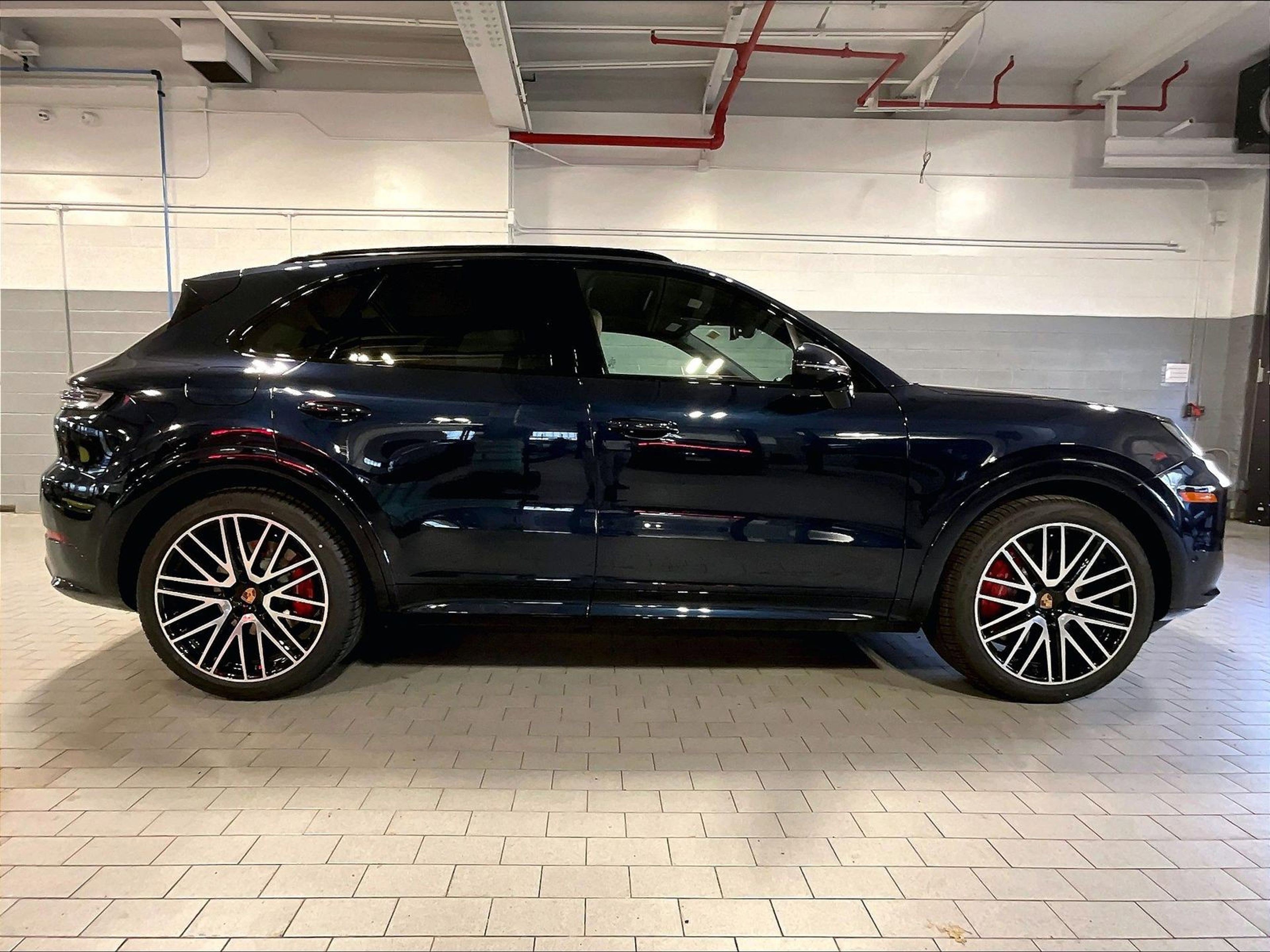 New 2026 Porsche Cayenne GTS image 6
