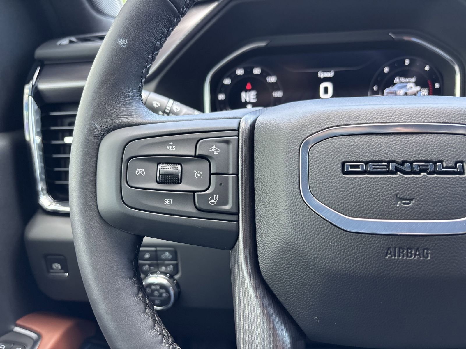 New 2025 GMC Sierra 3500 Denali Ultimate image 21