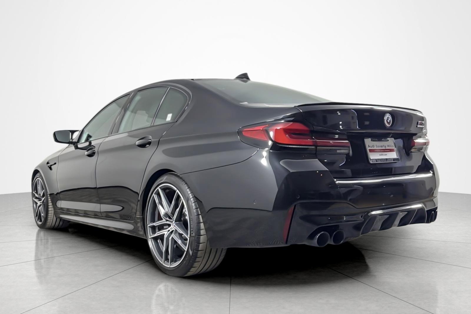 Used 2023 BMW M5 w/ Competition Package AWD/4WD image 3
