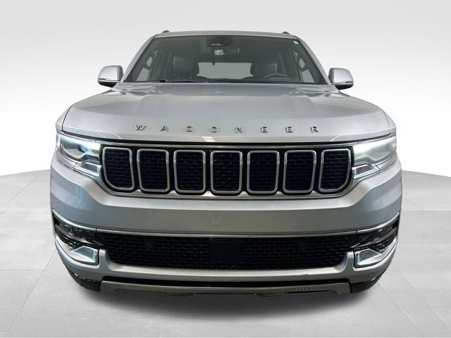 Used 2022 Jeep Wagoneer Series III w/ Premium Group I AWD/4WD image 9
