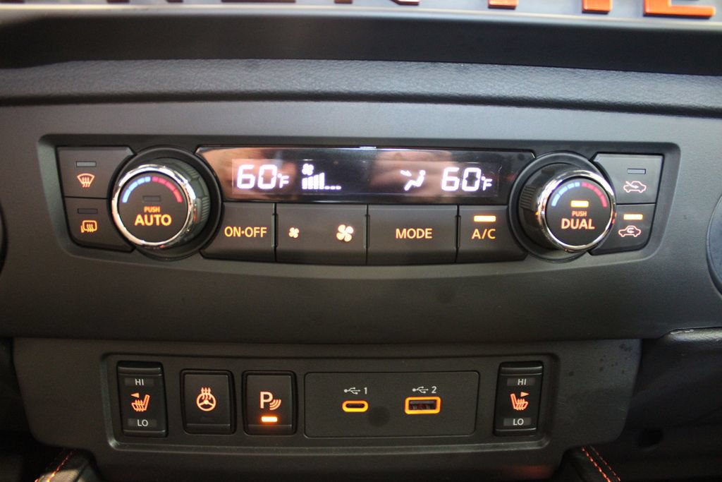 Used 2025 Nissan Frontier PRO-4X w/ Pro Convenience Package AWD/4WD image 8
