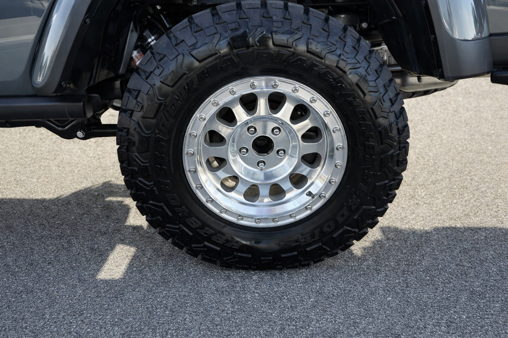 Used 2026 Jeep Gladiator Mojave AWD/4WD image 10