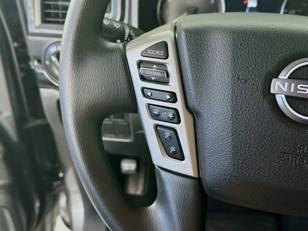 Used 2024 Nissan Titan SV AWD/4WD image 24