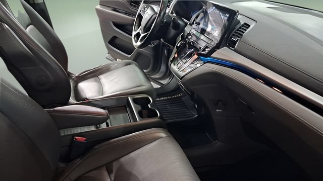 Used 2021 Honda Odyssey Touring image 13