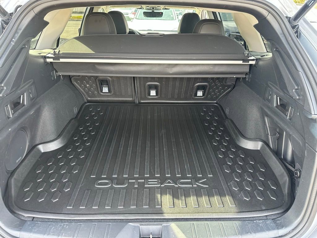 Used 2025 Subaru Outback Limited w/ Popular Package #2 image 7