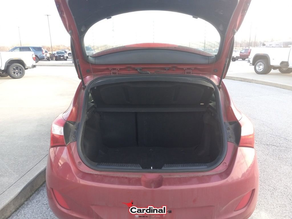 Used 2017 Hyundai Elantra GT image 10