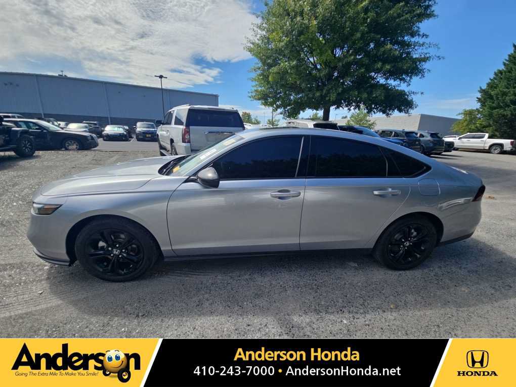 Certified 2025 Honda Accord SE image 1