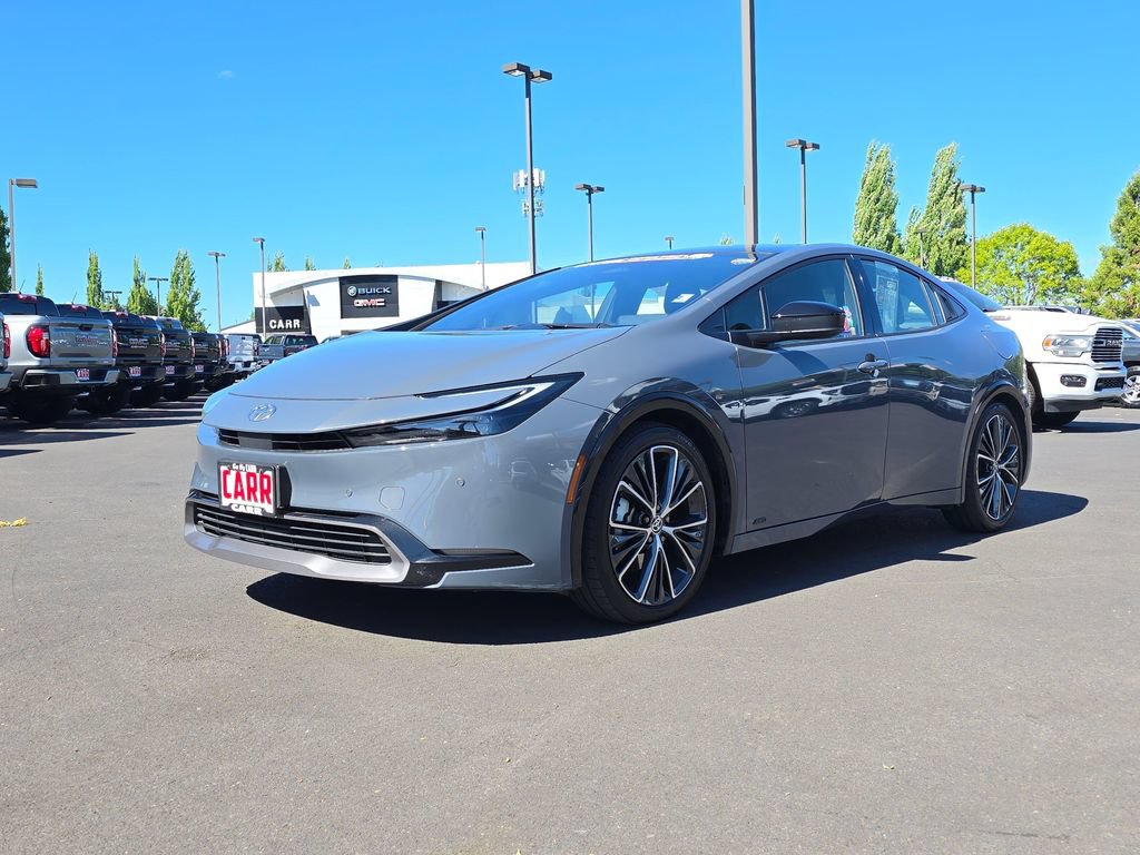 Used 2024 Toyota Prius XLE AWD/4WD image 7