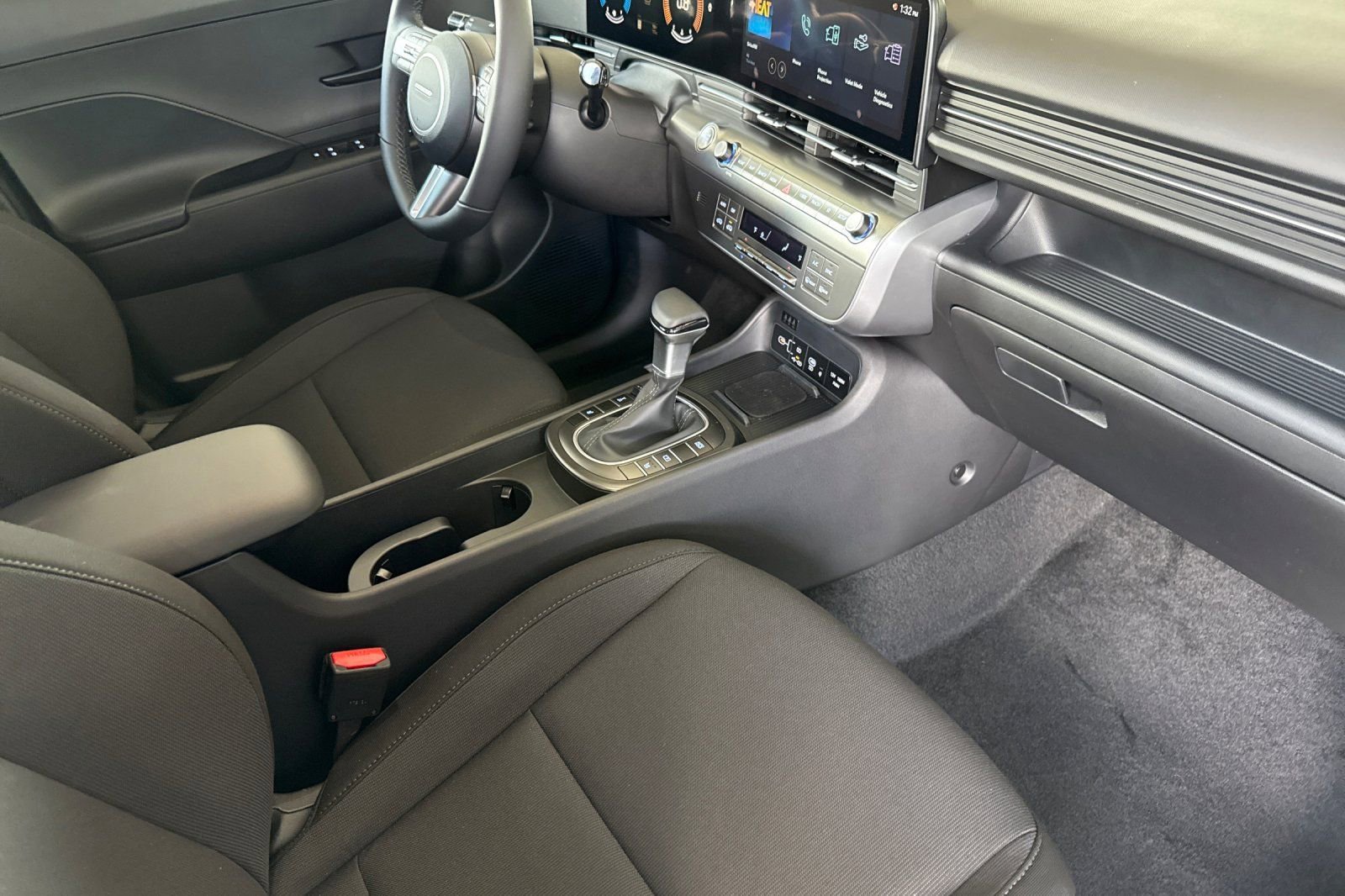 Used 2026 Hyundai Kona SEL Sport AWD/4WD image 18