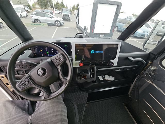 Used 2023 Chevrolet Brightdrop 600 w/ Active Safety Package 2 AWD/4WD image 8