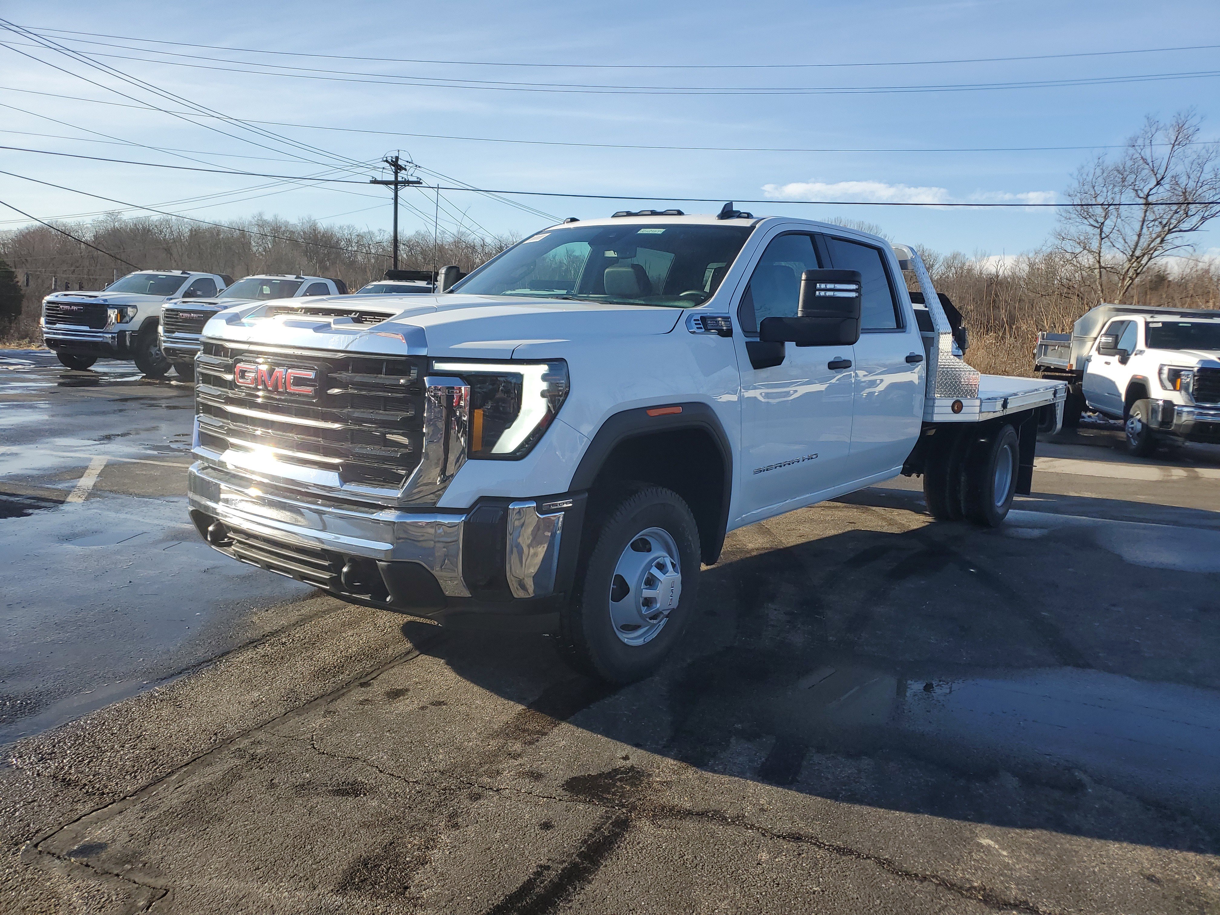 New 2025 GMC Sierra 3500 Pro w/ Convenience Package image 9