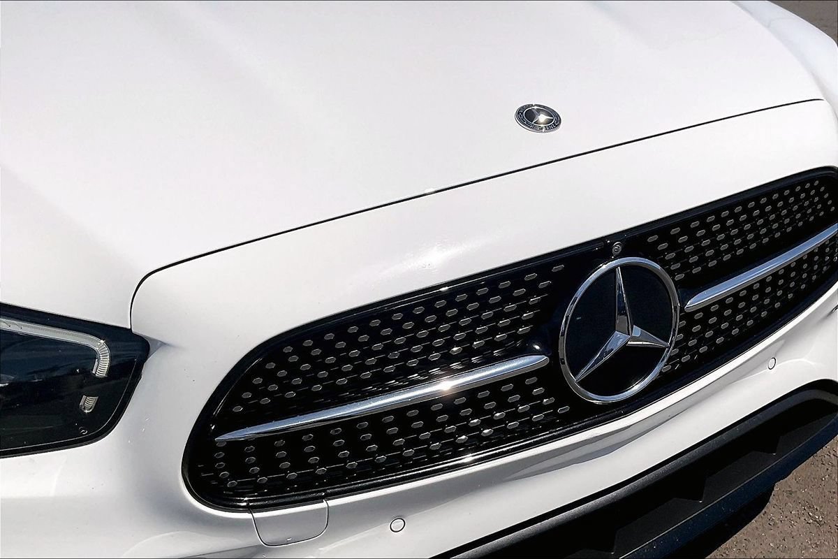 Used 2021 Mercedes-Benz E 350 Sedan w/ Premium Package image 4