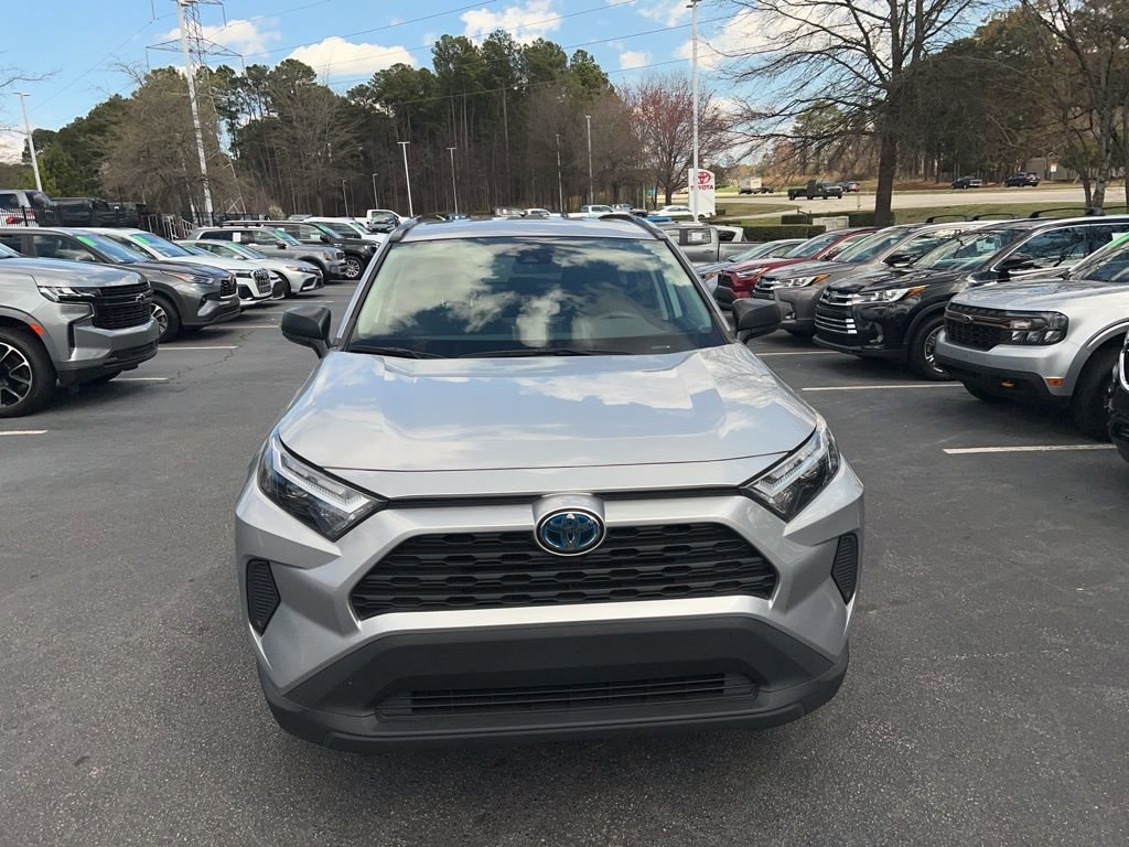 Used 2023 Toyota RAV4 LE image 8