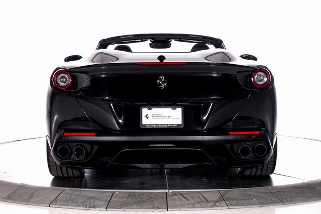 Certified 2020 Ferrari Portofino image 8