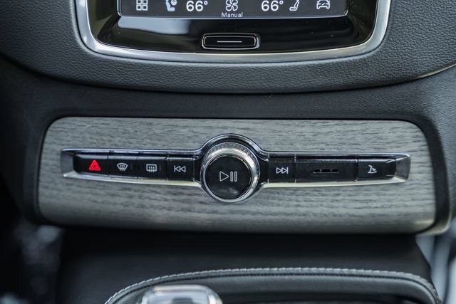 Certified 2024 Volvo XC90 B6 Ultimate AWD/4WD image 24