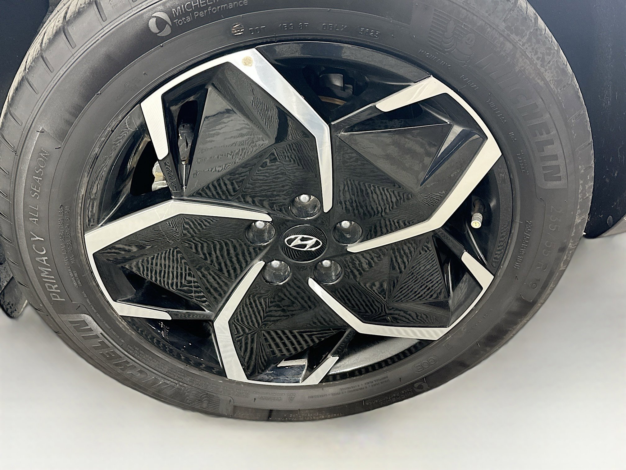 Used 2024 Hyundai Ioniq 5 SEL image 11