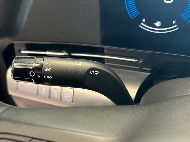 Used 2025 Hyundai Kona SE AWD/4WD image 31