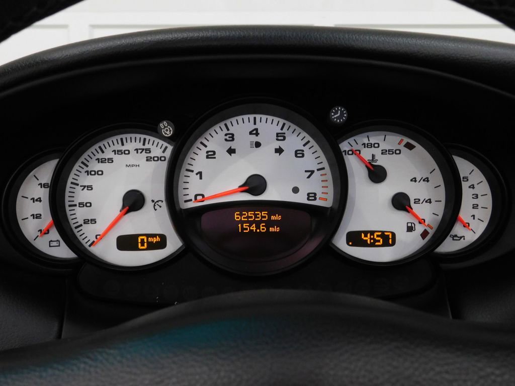 Used 2004 Porsche 911 Carrera RWD image 61