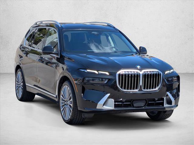Used 2023 BMW X7 xDrive40i w/ Premium Package AWD/4WD image 3