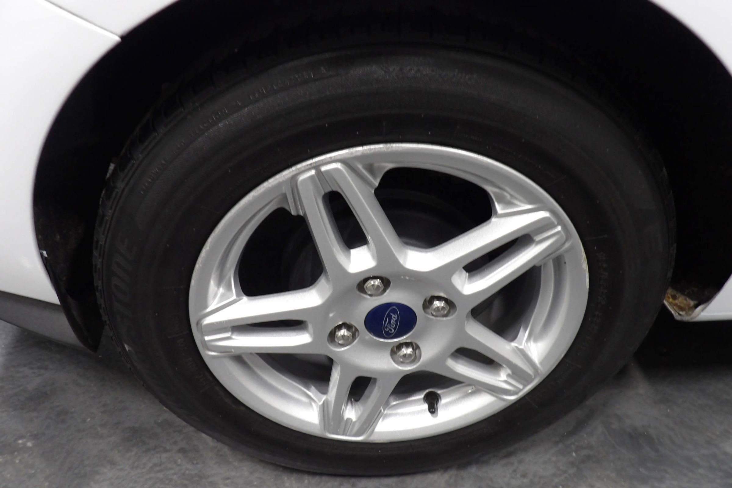 Used 2019 Ford Fiesta SE FWD image 18
