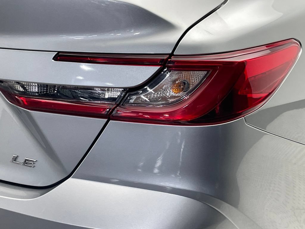 Used 2025 Toyota Camry LE FWD image 41
