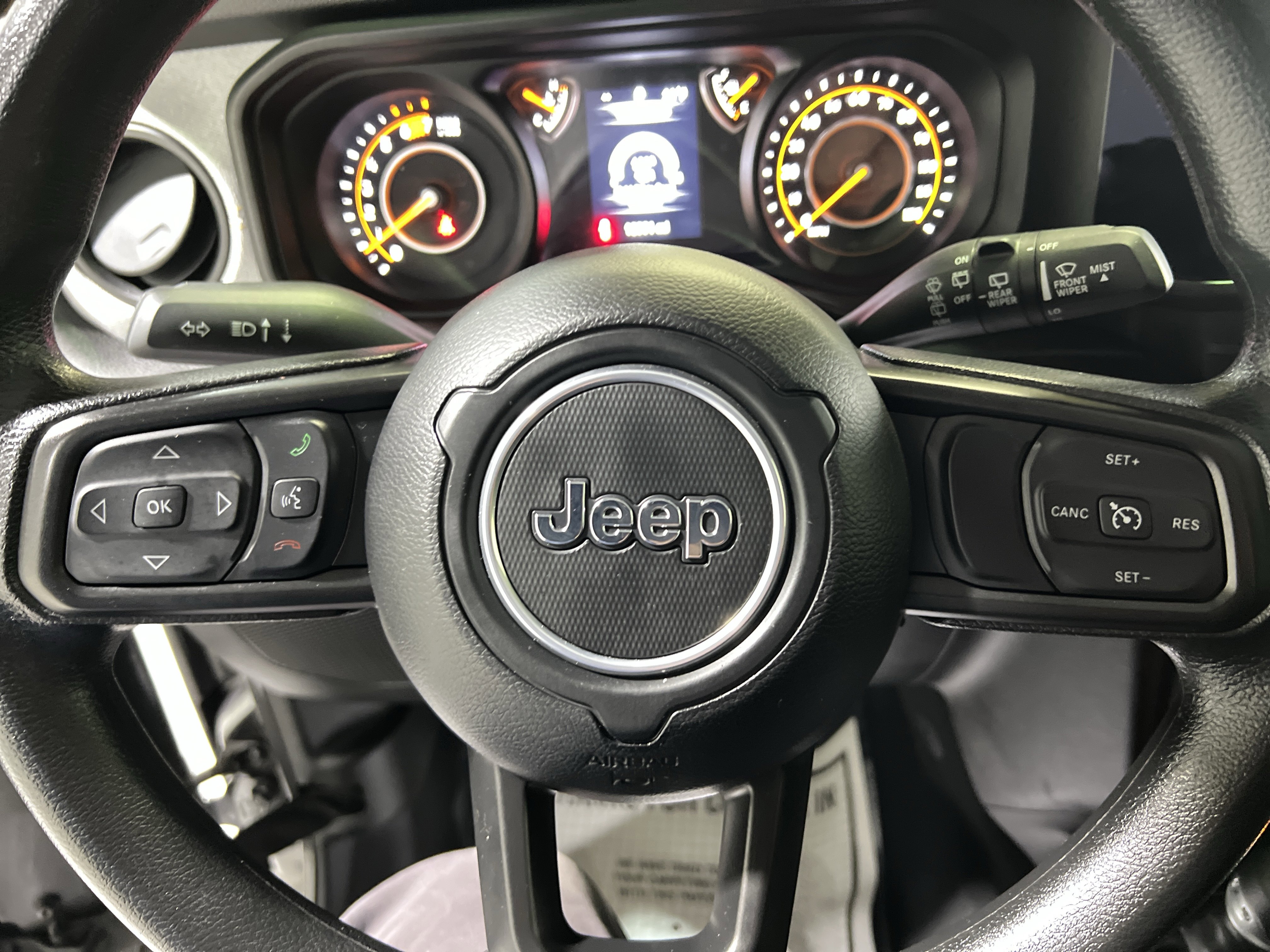 Used 2025 Jeep Wrangler Sport image 22