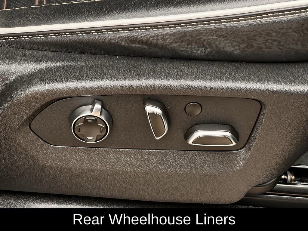 Used 2024 GMC Sierra 1500 AT4X image 32