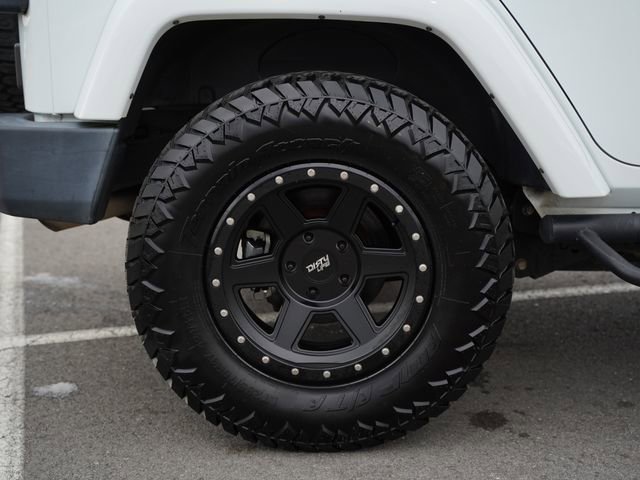 Used 2018 Jeep Wrangler Unlimited Sahara AWD/4WD image 42