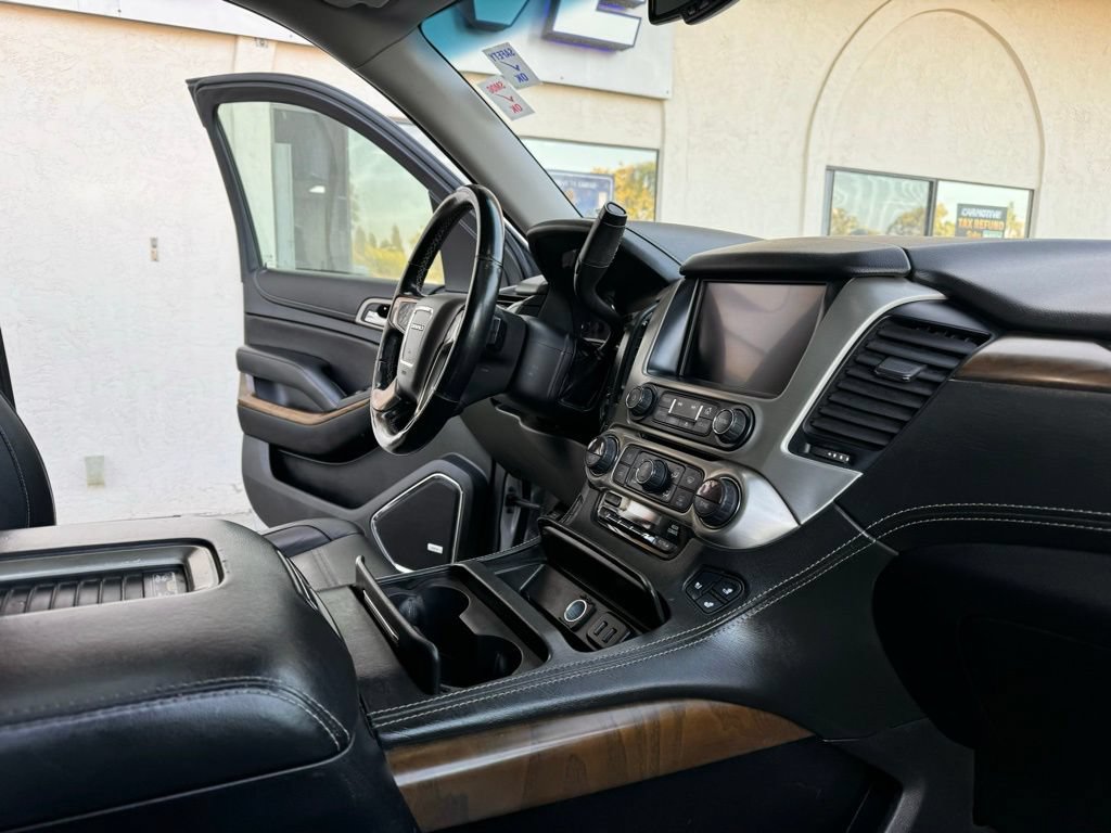 Used 2019 GMC Yukon Denali w/ Open Road Package RWD image 24