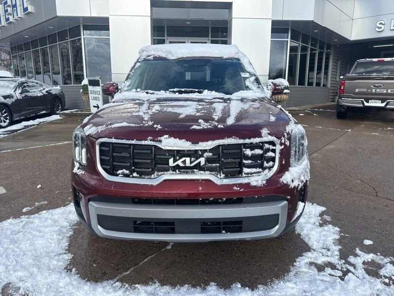 Used 2023 Kia Telluride S w/ S Sunroof Package image 2