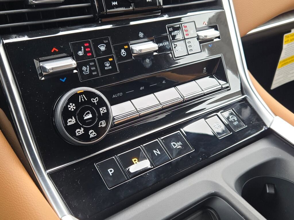 New 2026 Nissan Armada Platinum Reserve image 31