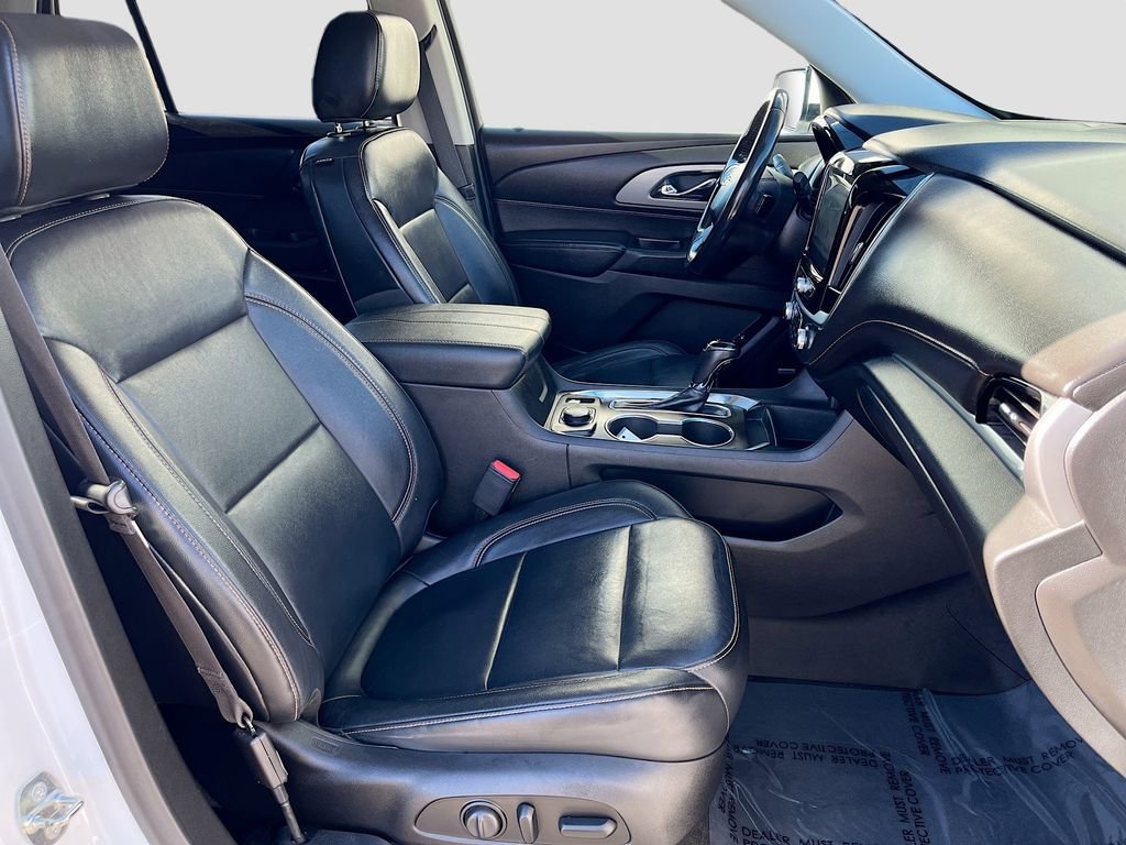 Used 2019 Chevrolet Traverse RS image 31