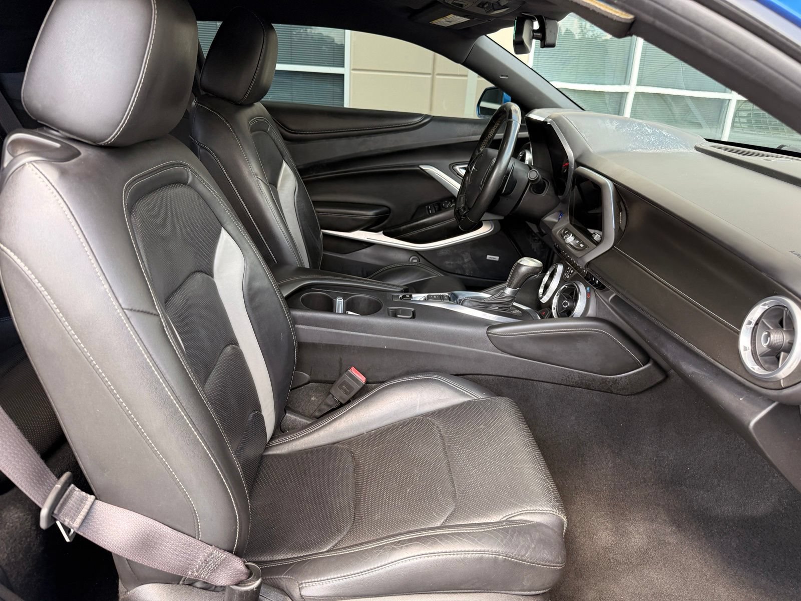 Used 2017 Chevrolet Camaro LT RWD image 35