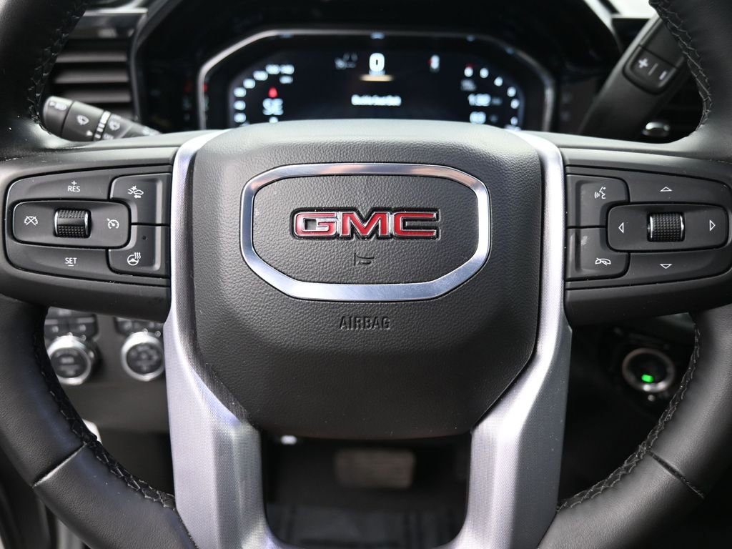 Used 2025 GMC Sierra 1500 SLT image 12