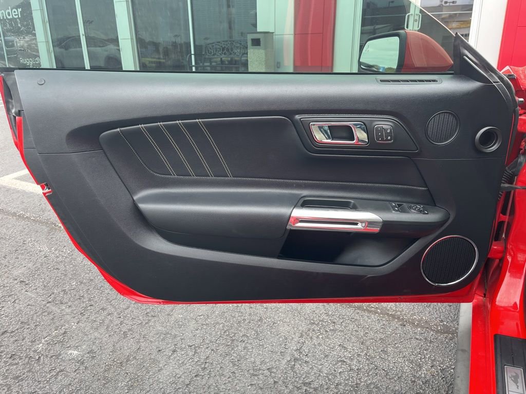 Used 2016 Ford Mustang GT Premium w/ Equipment Group 401A RWD image 23