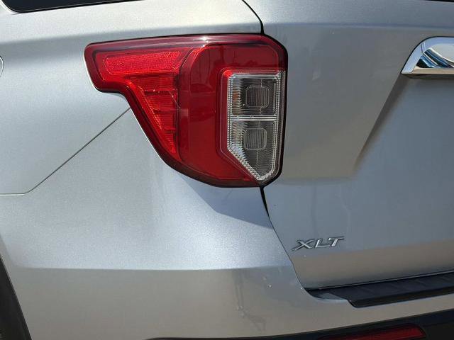 Certified 2022 Ford Explorer XLT w/ Equipment Group 202A image 8