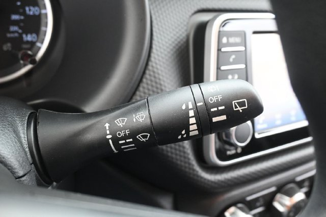 Used 2025 Nissan Kicks Play S FWD image 18