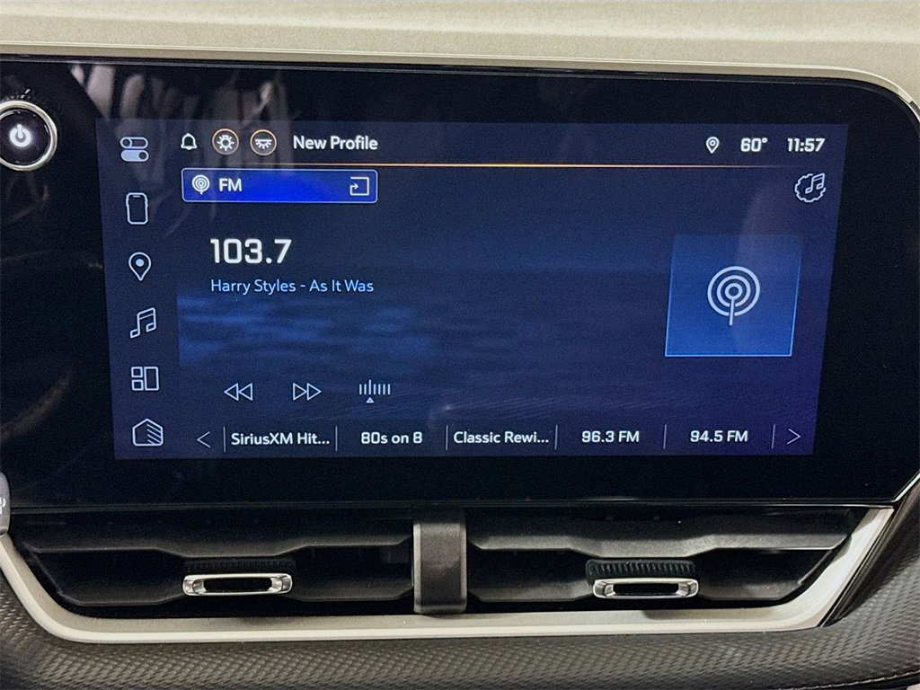 Certified 2025 Chevrolet Equinox LT image 10