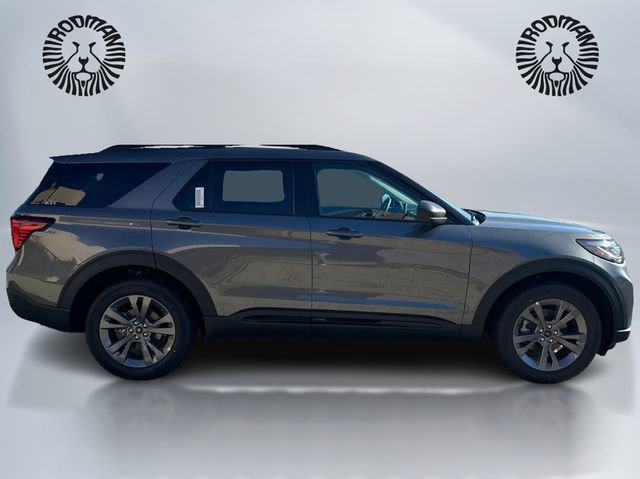 New 2026 Ford Explorer Active w/ Active Comfort Package AWD/4WD image 4