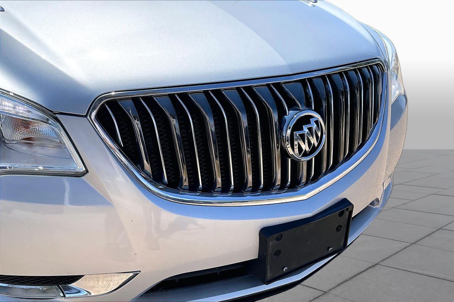 Used 2017 Buick Enclave Premium FWD image 35