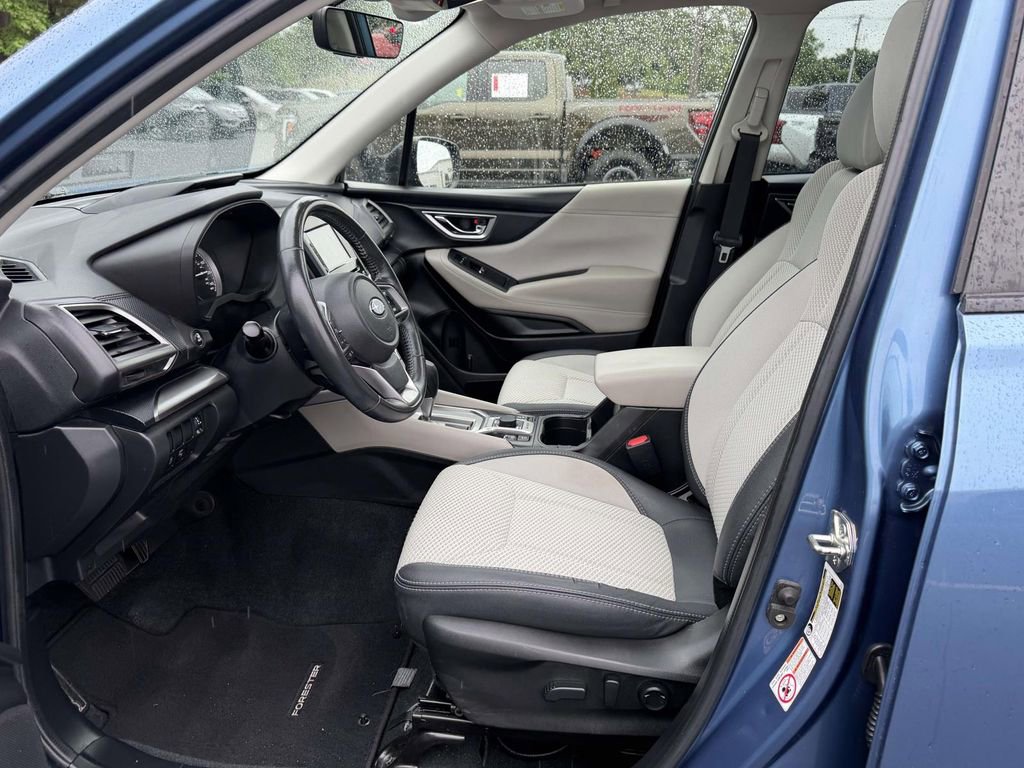 Used 2020 Subaru Forester Premium AWD/4WD image 16