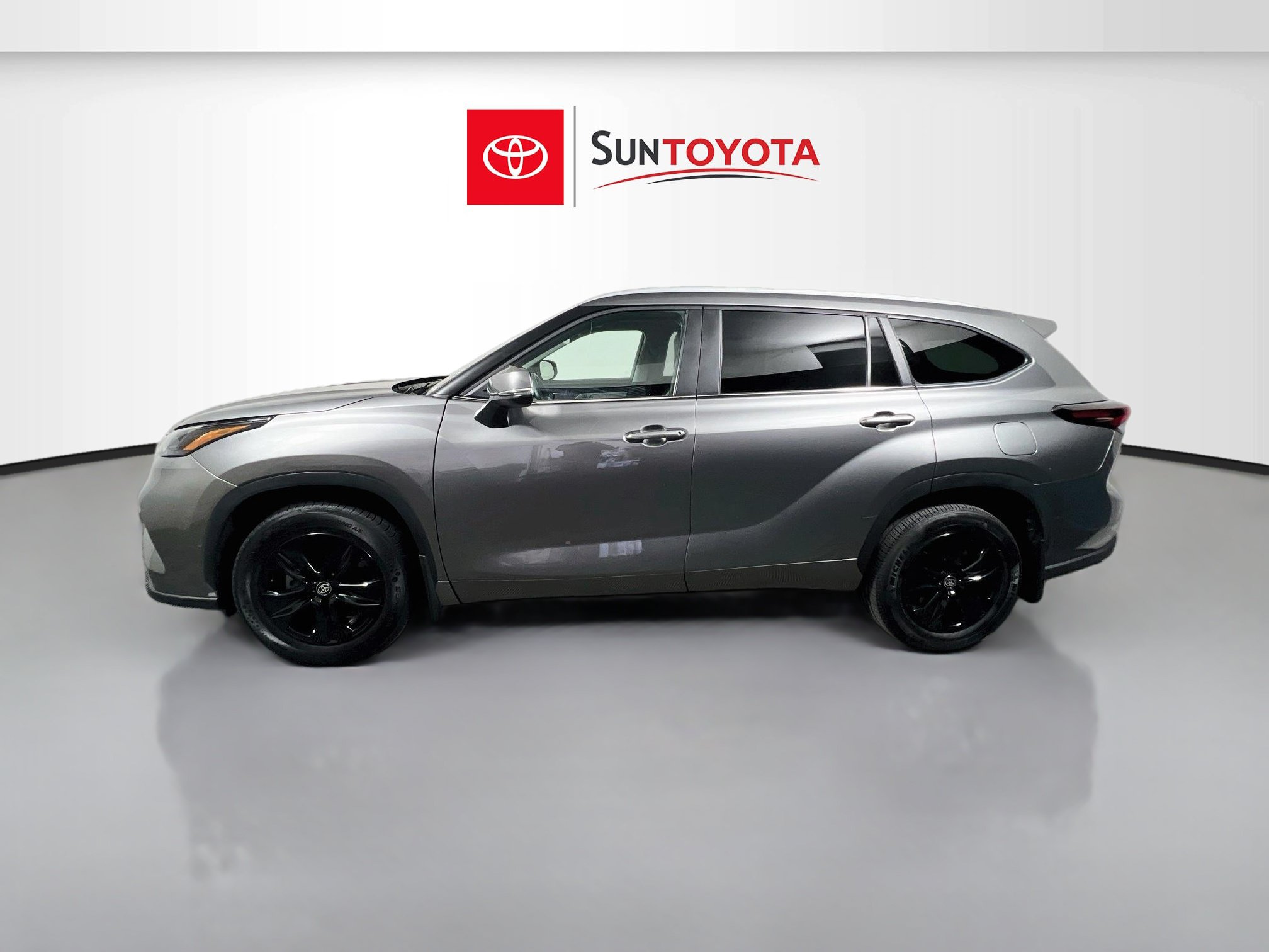 Used 2026 Toyota Highlander XLE AWD/4WD image 7