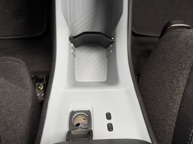 New 2027 Chevrolet Bolt LT w/ Comfort Package FWD image 25
